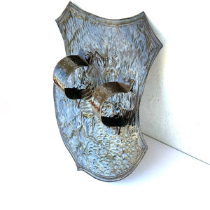 Fleur de Lis Lapel Shield With Arm Supports