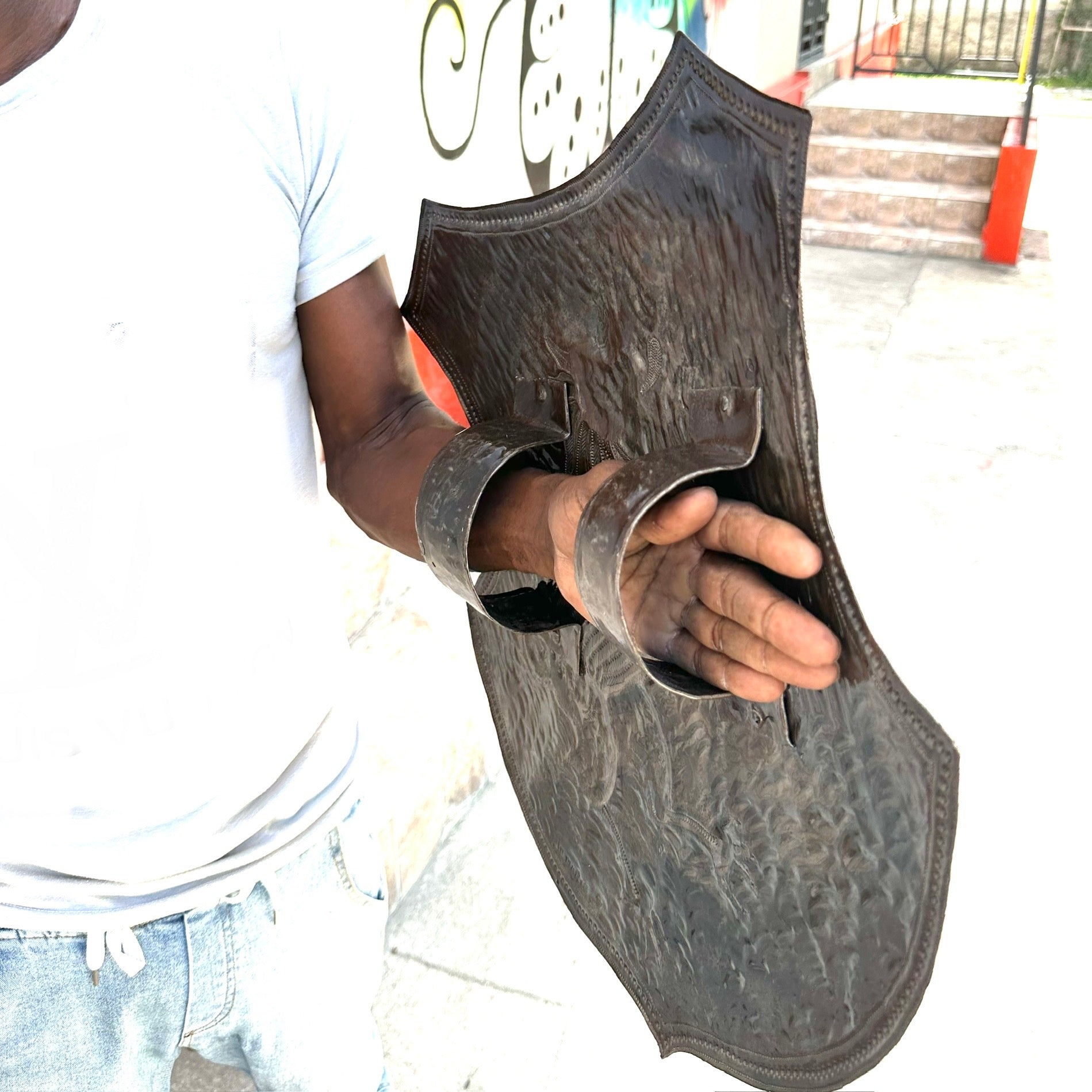 Key Shield With Arm Supports – Papillon Wholesale