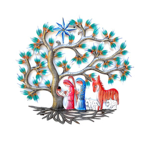 Derat- Standing Nativity Tree