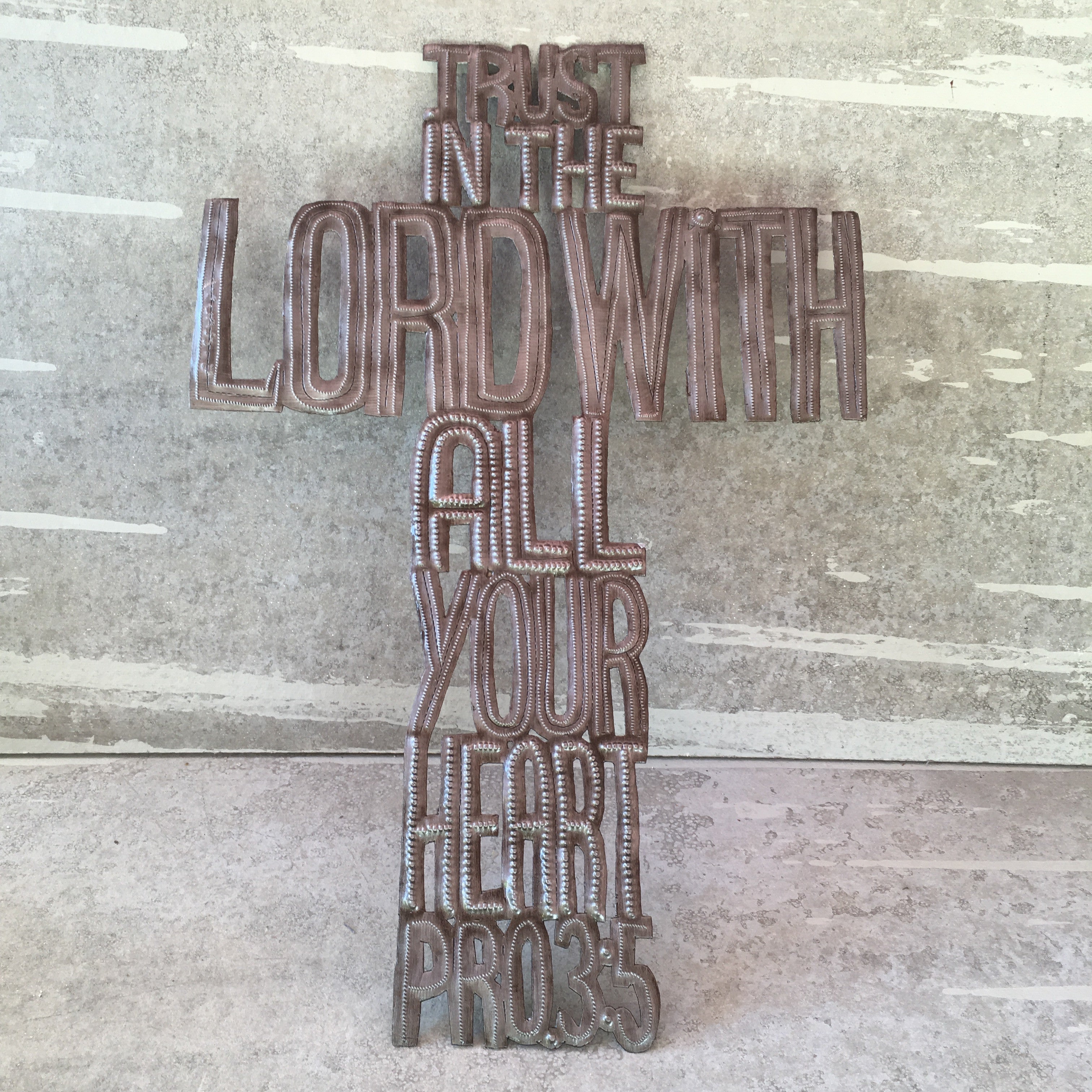 Trust in the Lord Cross