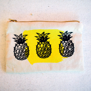 Pineapple Print Antique Zipper Pouch