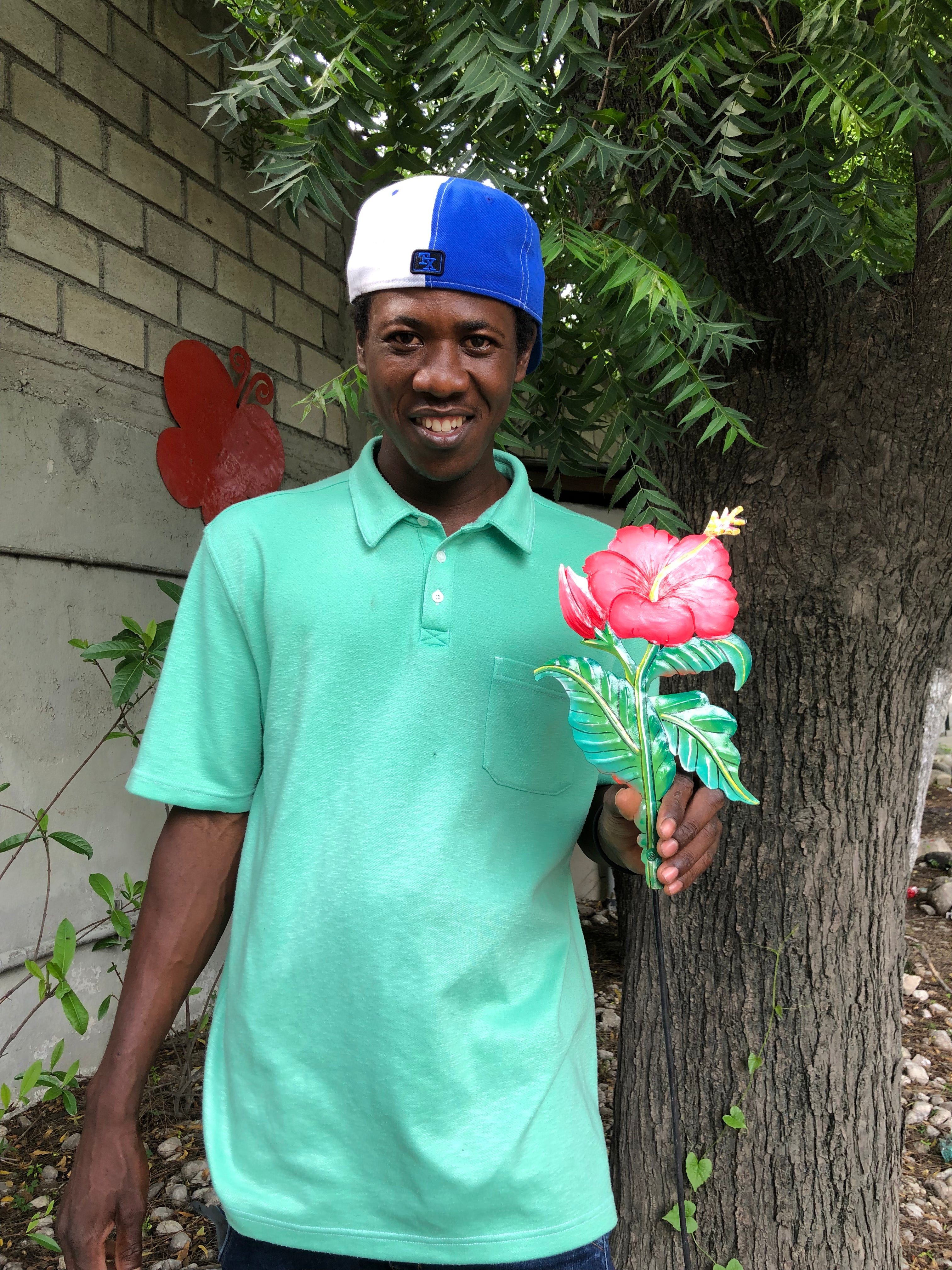 Kensley Hibiscus Gardenstake